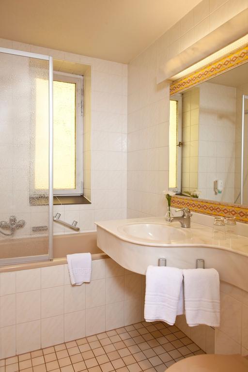 Hotel Adler Грайфсвальд Номер фото